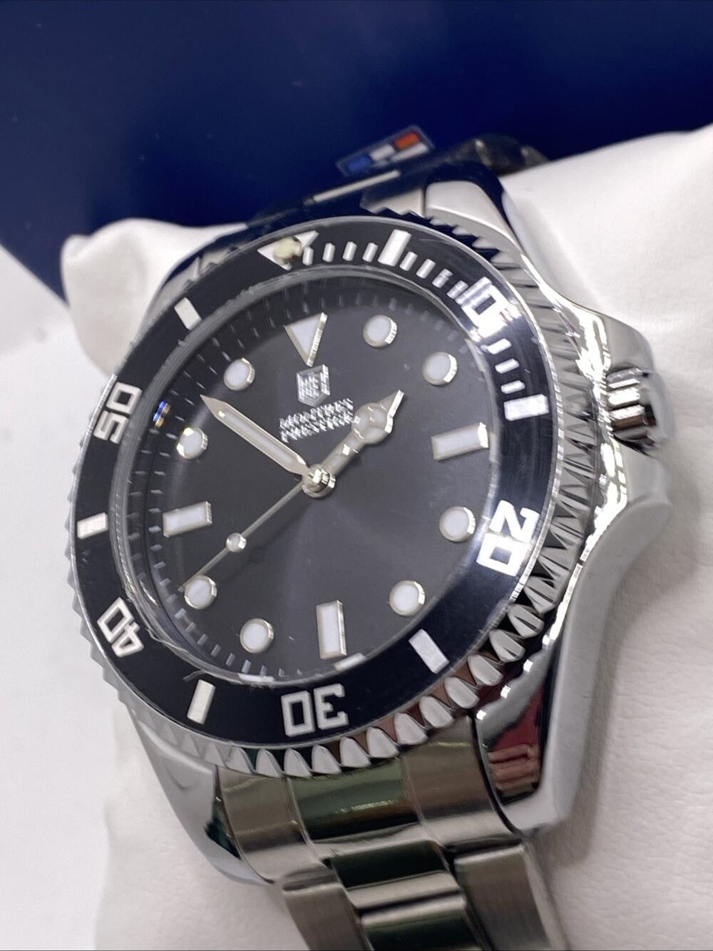 Montres Prestige By Invicta Mens Dive Style Watch Works New Battery
